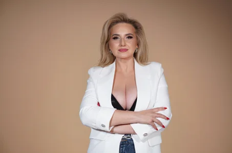 NathaliaNatToo Hot to Ignore 🔥 Bild 5