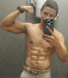 Fitness and lustful! de Thiago_16  6 Imagens