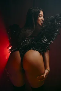 BellaHarllowのDark Angelの 2枚の写真