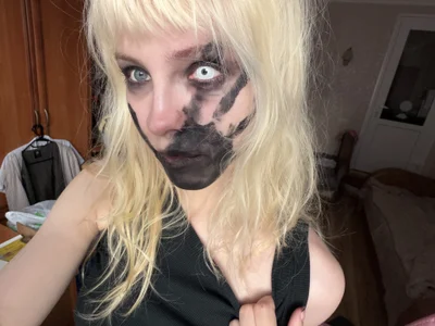 HannahHolliss experimental make-up Hình 8