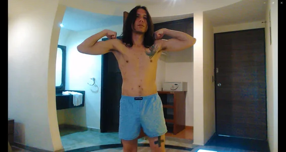 Latinopervs Love Foto 2