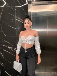 AlyssaDean Casual outing🤍✨ Pic 2