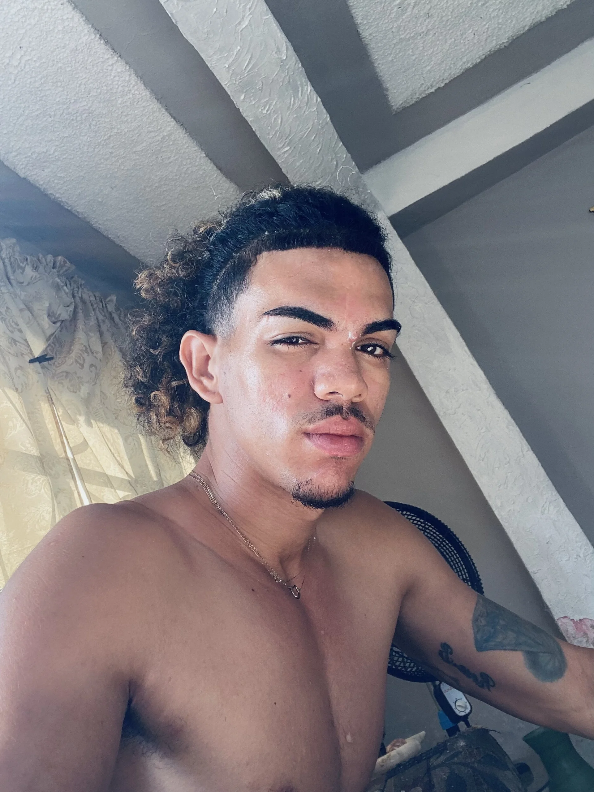 Javier168 Public  2. fénykép