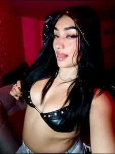 Kendra_Storm Public Pic 3