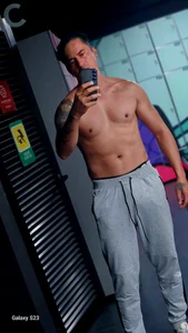 IuverのPublicの枚の写真