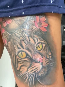 camile_milf I had a fat on my leg that made me unhappy that's why I decided to get a tattoo. and enjoy my tatto Bilde 7