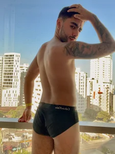 ItsMeEros Photos in a great place and… OOPS… Immagine  2