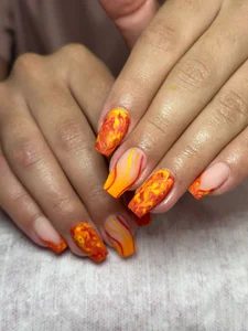 Amaru_velvet Nails 💅 Bilde 7