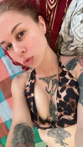 RosieSecretのPublicの 2枚の写真