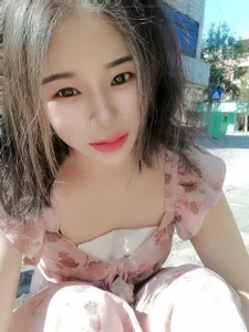 mimi-77869 Public Pic