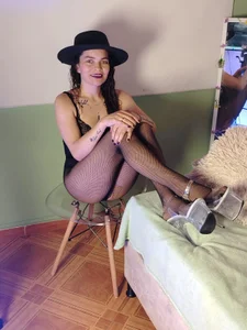 BiancaLuxx_ sweet girl Pic 2