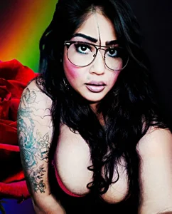 indian_dreamgirl Love Roses Pic