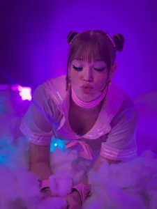 CorinneRusso Sailor in the clouds Pic 4