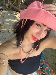 Public de LuciGrey_  photos