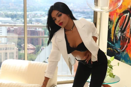ximenawilliamss Beautiful Executive Pic 5