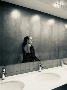 Helga_Muller Public Immagine 