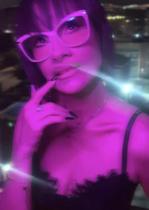 Goddess-Love- Feeling sexy in my violet light Pic 4