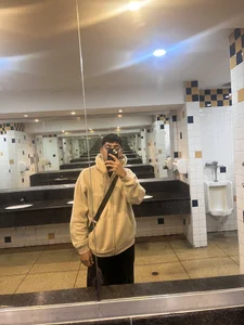 Shy_yahi Public Fotka 7