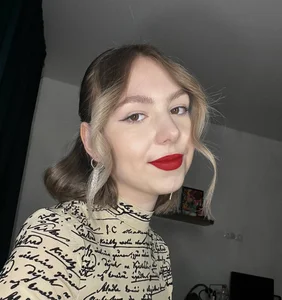 DottyTaliaferro Public  5টি ছবি