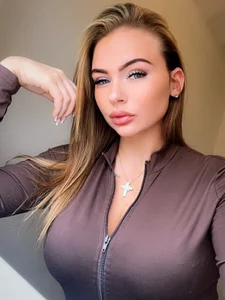 RubyMonroees XXX nøgenfoto 6