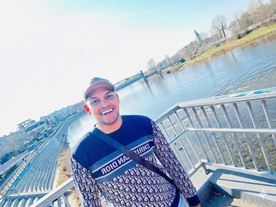 Yiskel Public Foto 4