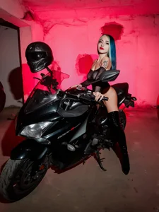 Showing off my Heels and my sexy butt 💦 de AriaVoss  7 Imagens