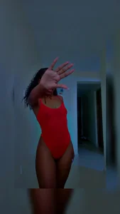 SEXY_MALIAN Public  2টি ছবি