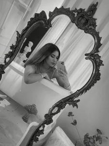 emma-conti2 Sensuality elegant 🔥 Immagine  4