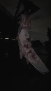 alexx_succubus Pyramidhead (Cosplay)🔪 Foto