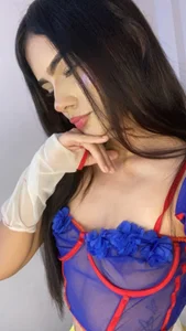 NohaNicole Your princes Kuva 4