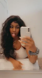 BrattyChanel Public slika 3