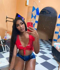 cristinamontiel Violeta👑 Foto 5