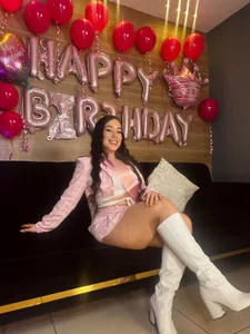 ZaraKafruni Let's celebrate it's my birthday Pic 2