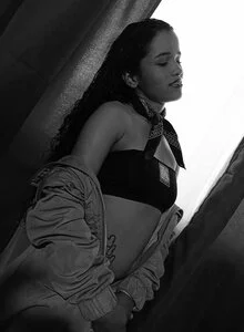 Natasha__Millerlindo cuerpo Bild 4