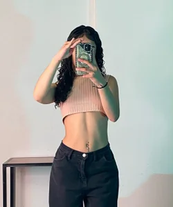 AlanaMartinez_Pinkk Public Bilde 6