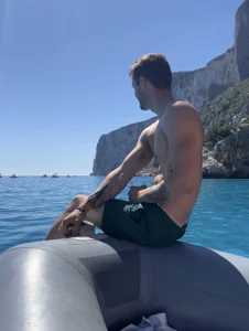 nomeutente010 Public Poză