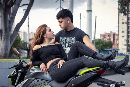 MadissonXMark kullanıcısının Hot bikers albümü -  8 fotoğraf