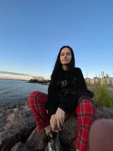 MabelDefinaPublic Bild 3