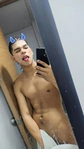 Rauw21 Public Pic 7