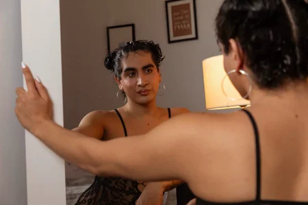 samara_pikee Look the girl into the mirror⭐ . fénykép