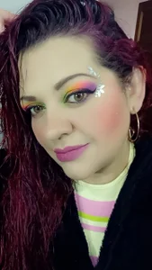 pamela_dimantis_ hi Hình 3