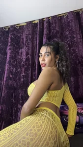 Ebonyxprincess_: 🤎 ( 2 фото)