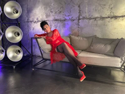 Public od LadyMargoFontana  3 snímek