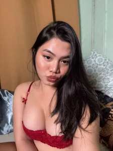 anyamarie Public Gambar 3