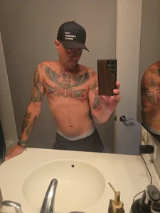 Midwest-exhibistionistのPublicの枚の写真