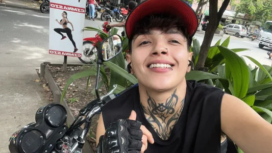 b3k_afrodict a common day Pic 3