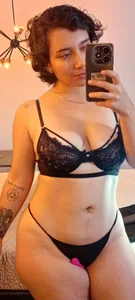 Robin_H00t_2 Public Pic 4