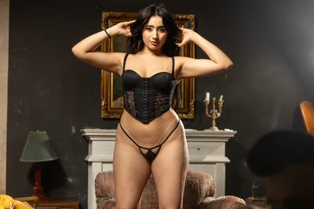 sexy vintage in black de IvonneOwen  Imagens