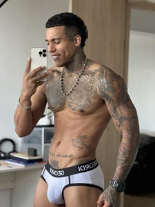 JhonDenis sexy lingerie Gambar 2