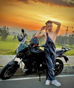 Kima_rousseのHey !!🏍️の 4枚の写真